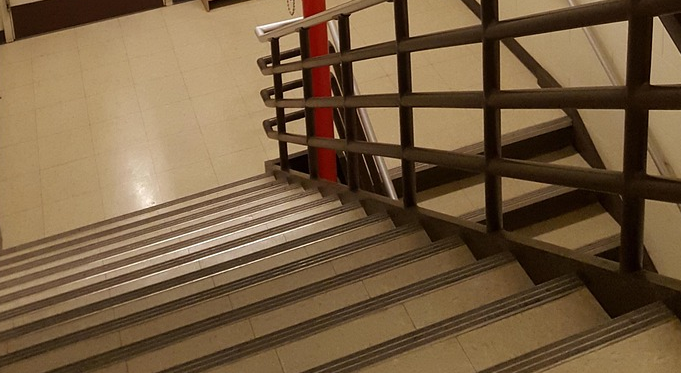 Professionelle Reinigung von Treppen